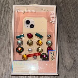 Cream Phone Case with Charms for iPhone 15/14/13